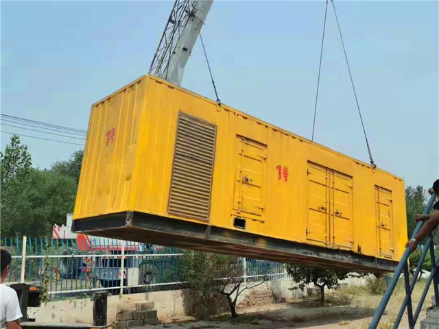 临潼300KW柴油发电机组油耗是多少？