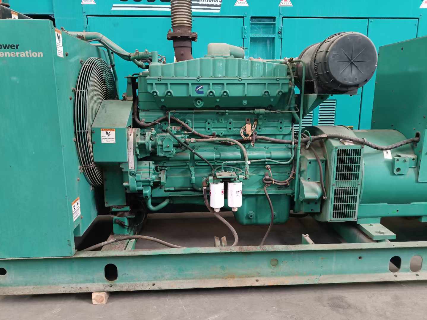 临潼过载会对 600kW 柴油发电机组造成哪些损害？
